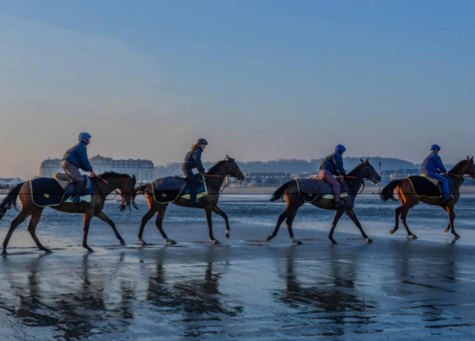 Deauville Fabuleux 2/3 Pieces Refait A Neuf Kültér fotó